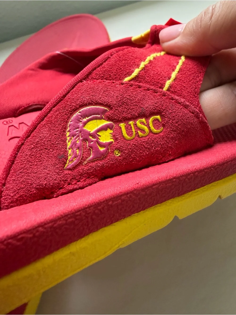 NWT RAINBOW Cape Collection USC Trojans Red Flip Flops Men 11